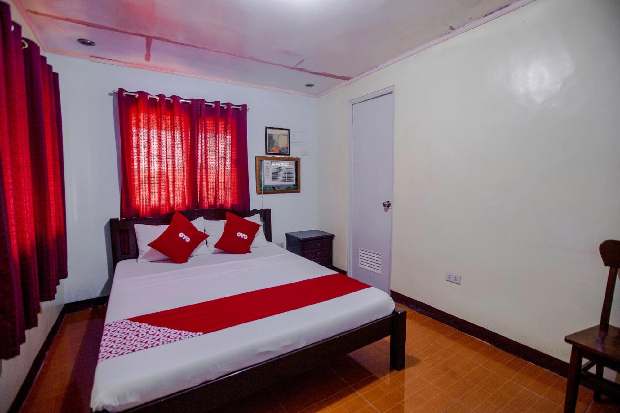 Oyo 741 Sierra Travellers Inn Tagaytay City Dış mekan fotoğraf